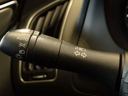 Used 2023 INFINITI Q50 Luxe image 15