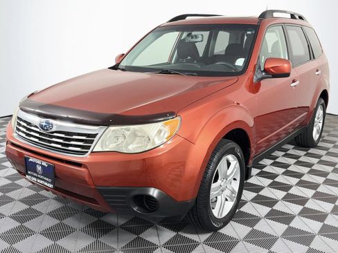 Used 2010 Subaru Forester 2.5X Premium AWD/4WD image 5