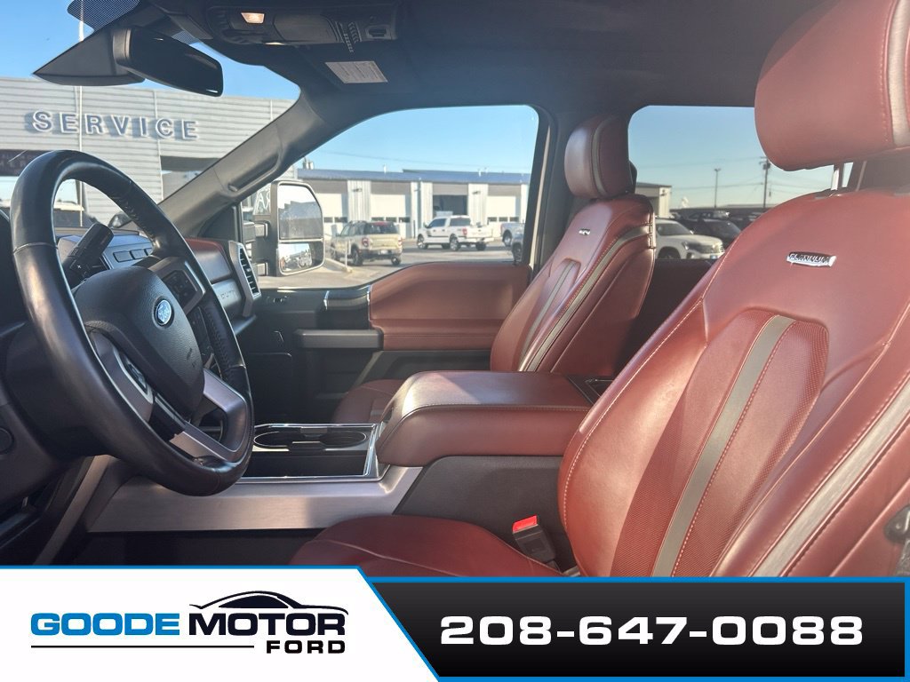 Used 2019 Ford F350 Platinum w/ Platinum Ultimate Package AWD/4WD image 2