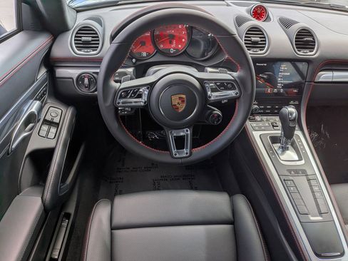 Used 2025 Porsche 718 Cayman GT4 image 15