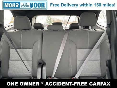 Used 2025 GMC Acadia Elevation image 30