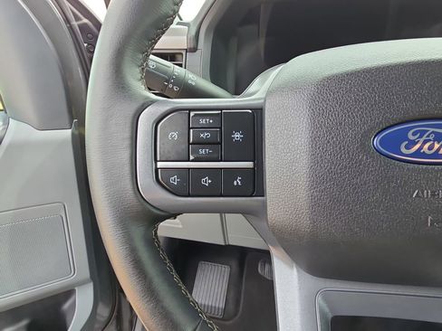 Used 2025 Ford F150 XLT w/ Equipment Group 301A Standard AWD/4WD image 17