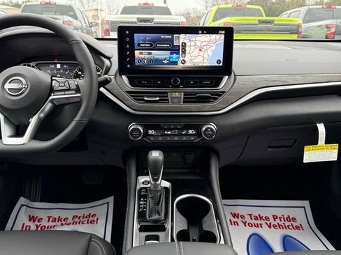 New 2025 Nissan Altima 2.5 SL image 25