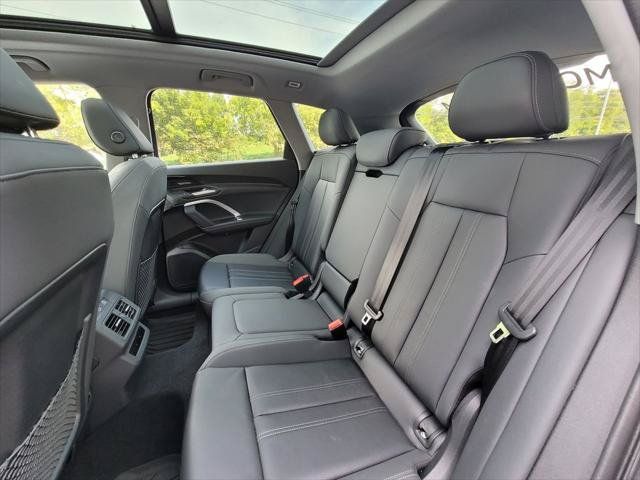 Certified 2025 Audi Q5 Premium AWD/4WD image 19