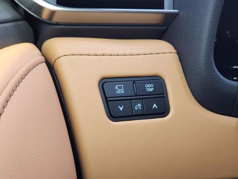 New 2026 Lexus LX 700h Luxury AWD/4WD image 16