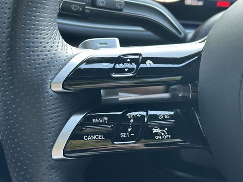 Certified 2025 Mercedes-Benz GLS 450 4MATIC image 29