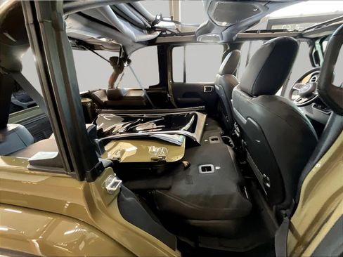 New 2026 Jeep Wrangler Unlimited Sahara AWD/4WD image 17