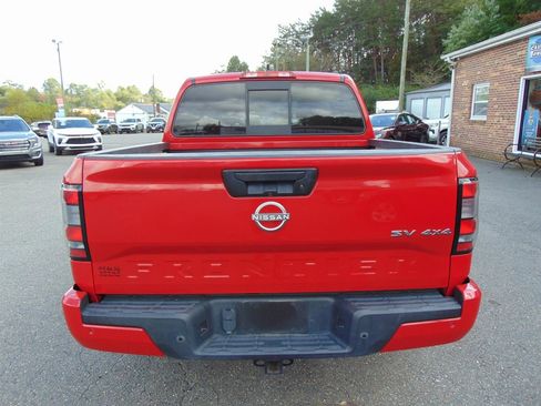 Used 2022 Nissan Frontier SV image 6