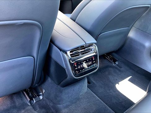 Used 2023 Mercedes-Benz EQE 500 4MATIC Sedan image 32
