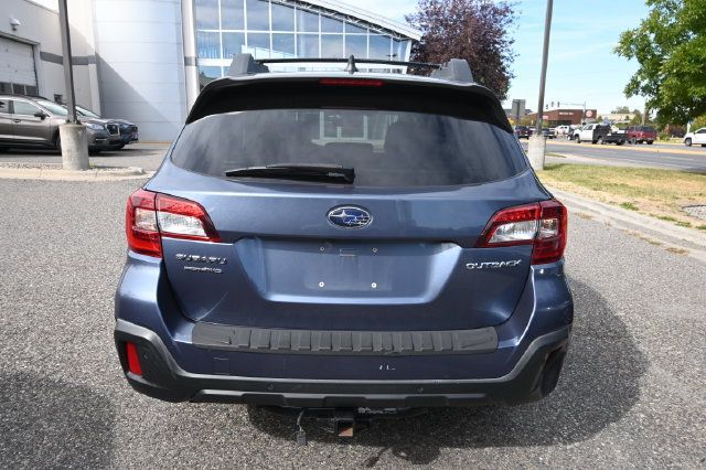 Used 2018 Subaru Outback 2.5i Limited AWD/4WD image 4