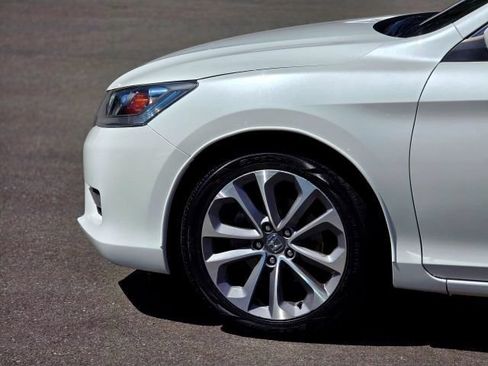 Used 2015 Honda Accord Sport image 5