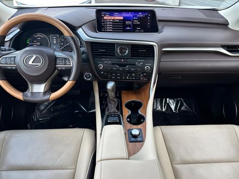 Used 2016 Lexus RX 450h AWD image 16