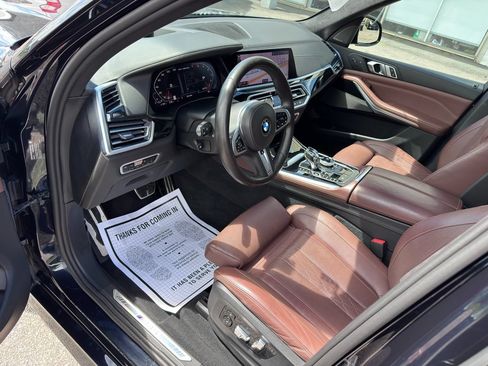 Used 2020 BMW X5 M50i w/ Executive Package AWD/4WD image 16