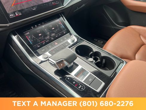 Used 2023 Audi Q8 Premium AWD/4WD image 25