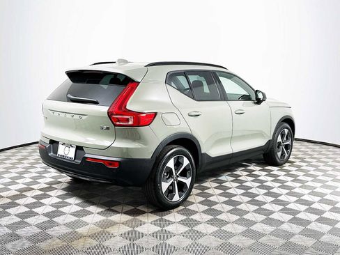 Used 2023 Volvo XC40 B5 Ultimate AWD/4WD image 7
