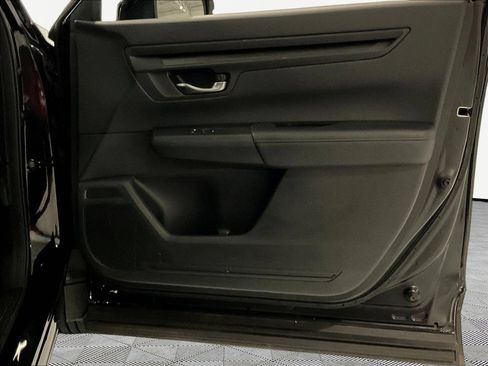 Used 2025 Honda CR-V LX image 27