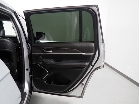 Used 2022 Jeep Grand Cherokee L Limited image 70