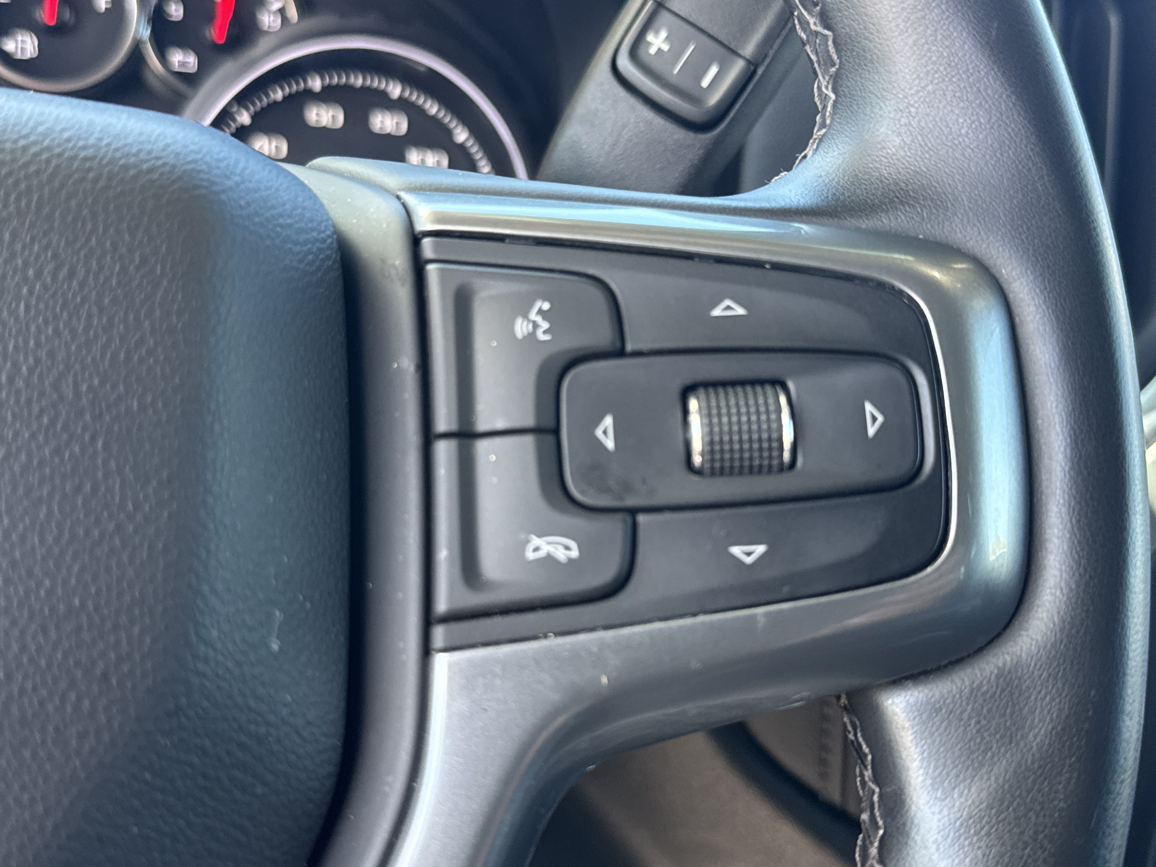 Used 2023 Chevrolet Silverado 2500 LTZ AWD/4WD image 22