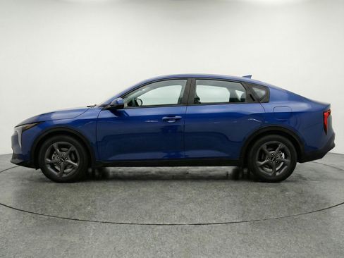 Used 2025 Kia K4 FWD image 5