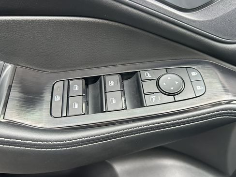 New 2026 Nissan Rogue SV AWD/4WD image 13