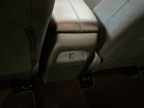 Used 2024 Nissan Sentra SV image 27