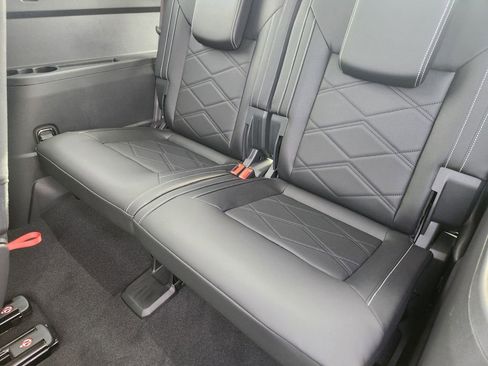 New 2026 Volkswagen Atlas SE AWD/4WD image 19
