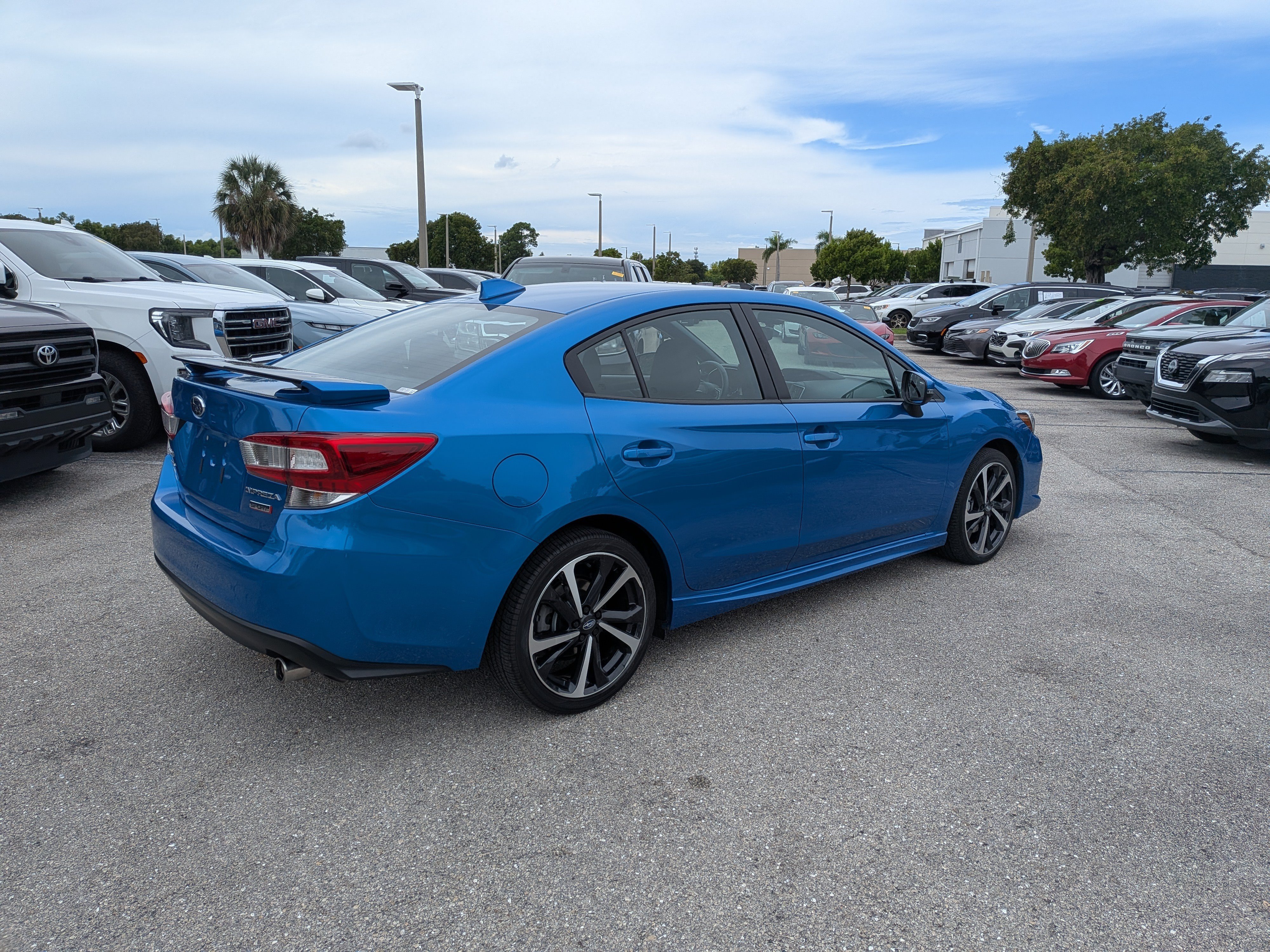 Used 2023 Subaru Impreza 2.0i Sport AWD/4WD image 4