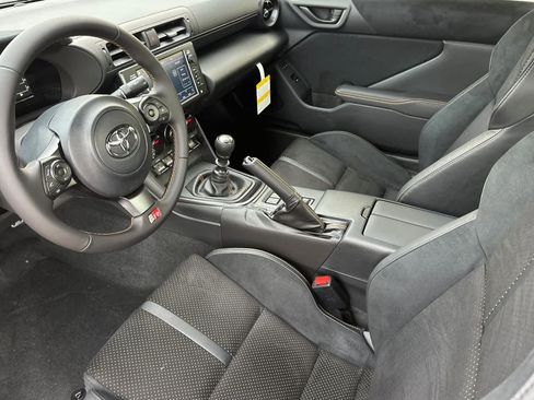 New 2026 Toyota GR86 YUZU Limited image 11