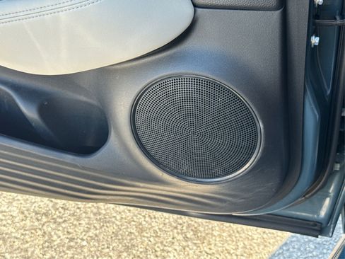 Used 2023 Honda HR-V LX image 34