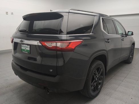 Used 2021 Chevrolet Traverse LT w/ LPO, Cargo Package FWD image 9