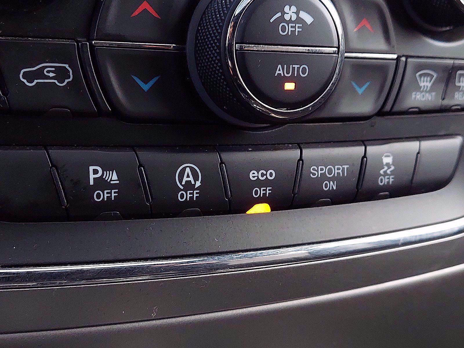 Used 2018 Jeep Grand Cherokee Trailhawk AWD/4WD image 25