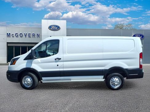 Used 2023 Ford Transit 250 Low Roof AWD w/ Exterior Upgrade Package image 5