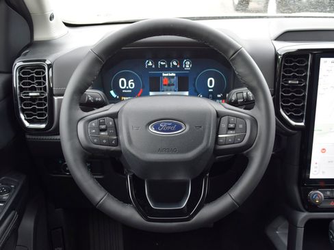 New 2026 Ford Ranger Lariat w/ FX4 Off-Road Package AWD/4WD image 8