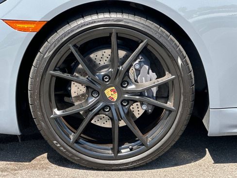 Used 2025 Porsche 718 Cayman RWD image 26