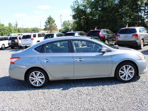 Used 2013 Nissan Sentra SL w/ Leather Pkg FWD image 6