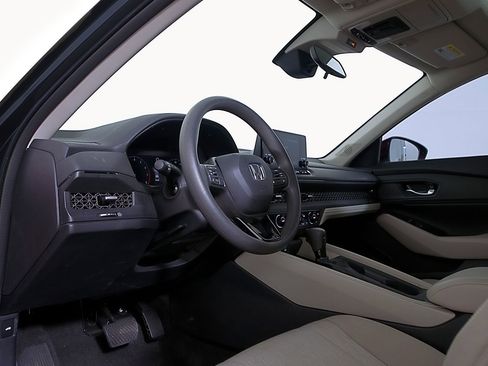 Used 2024 Honda Accord EX image 21