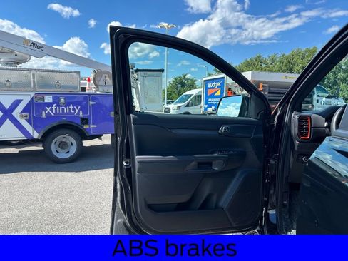 Used 2025 Ford Ranger Raptor AWD/4WD image 14