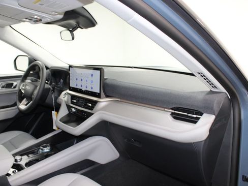 New 2026 Ford Explorer Active w/ Active Comfort Package RWD image 29