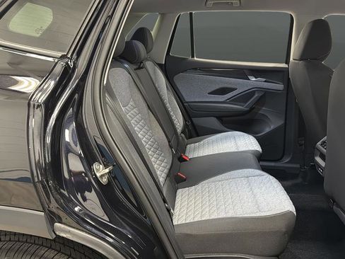 Used 2025 Volkswagen Tiguan S w/ 18" Wheel Package FWD image 25