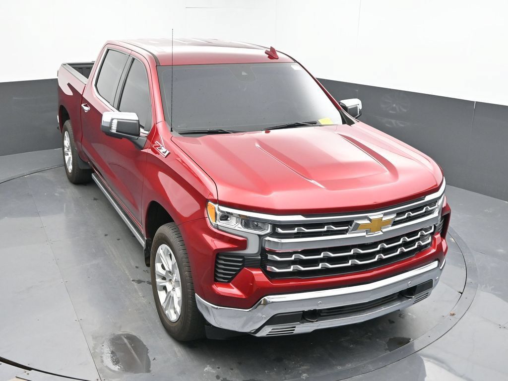 Used 2023 Chevrolet Silverado 1500 LTZ w/ Technology Package AWD/4WD image 31