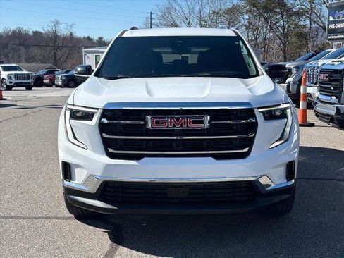 Certified 2025 GMC Acadia Elevation image 3