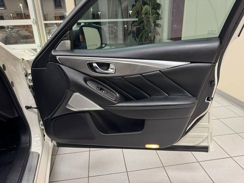 Used 2018 INFINITI Q50 Sport w/ Sensory Package (Sport) image 17