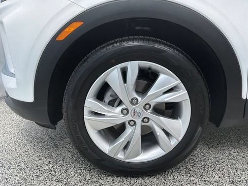 Used 2024 Buick Encore GX Preferred w/ Advanced Technology Package FWD image 11