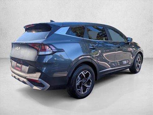 Used 2024 Kia Sportage LX image 5