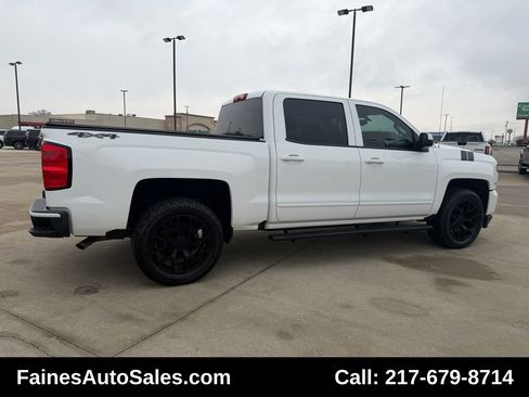 Used 2018 Chevrolet Silverado 1500 LT w/ All Star Edition image 22