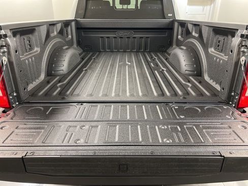 New 2026 Ford F350 Lariat w/ Black Appearance Package image 40