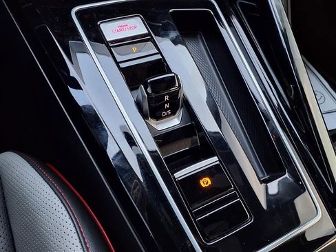 Used 2024 Volkswagen GTI Autobahn image 10