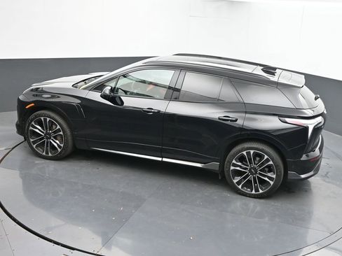 Used 2025 Chevrolet Blazer EV SS w/ Performance Package image 42