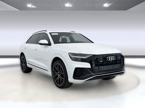 Used 2023 Audi Q8 Premium Plus image 7