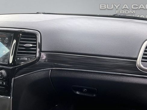 Used 2021 Jeep Grand Cherokee Limited AWD/4WD image 17